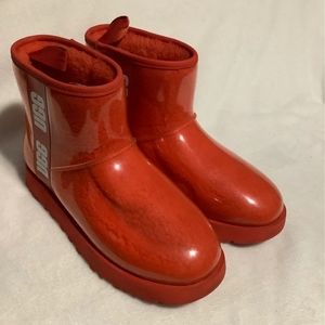 Ugg rubber rain boots